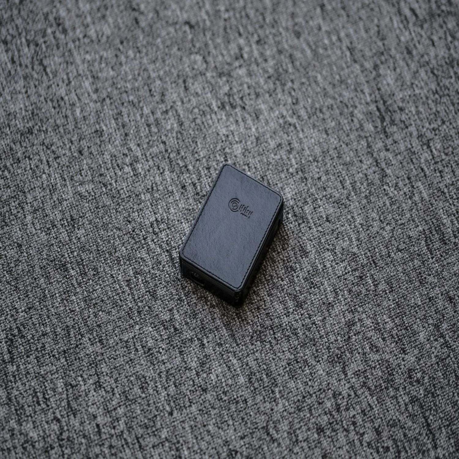 Hiby R3 Pro Leather Case 2 Hiby R3 Pro Leather Case - Image 2