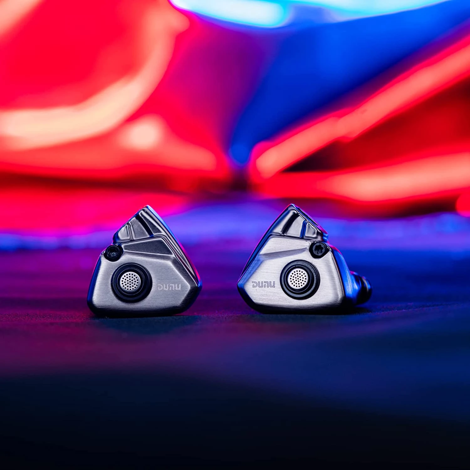 Dunu Titan S In-Ear Monitor 4 Dunu Titan S In-Ear Monitor - Image 4