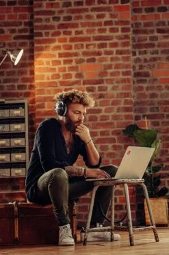 Beyerdynamic DT 770 Pro Monitor Headphones -Audio Headphone Store 912kJNBqAEL. SL1500