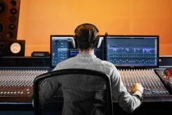 Beyerdynamic DT 880 PRO Monitor Headphones-250 Ohms -Audio Headphone Store 914e0H8F8xL. SL1500