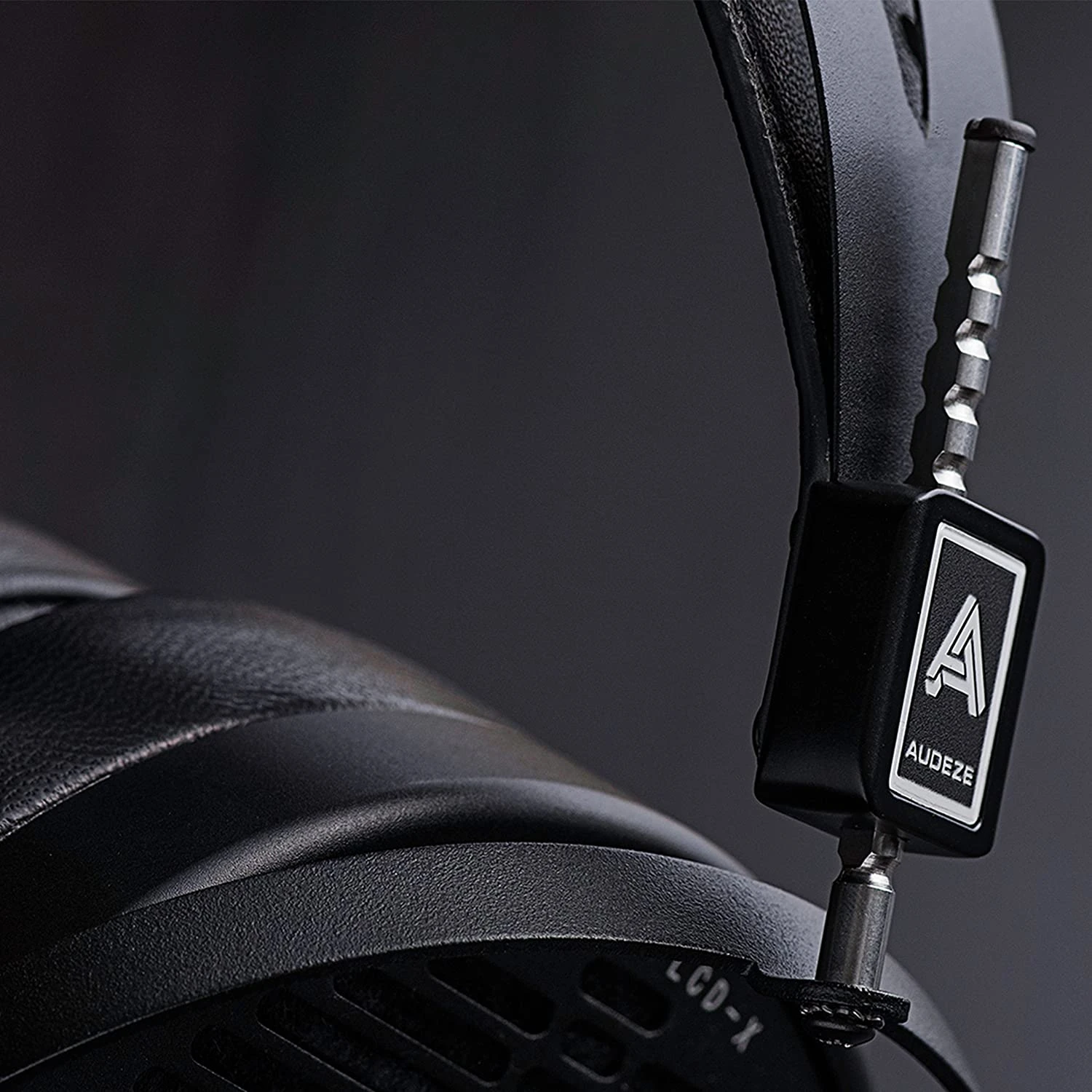 Audeze LCD-X Planar Magnetic Headphone 2 Audeze LCD-X Planar Magnetic Headphone - Image 2