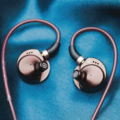 7HZ - Eternal Wired IEM 25 7HZ - Eternal Wired IEM -Audio Headphone Store Concept Kart 7HZ Eternal Wired IEM Wine 1 5 68e01ac0 d782 484b 96a9 974635f5a825