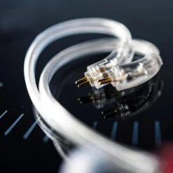 7HZ - Sonus IEM -Audio Headphone Store Concept Kart 7HZ Sonus IEM Red 1 5