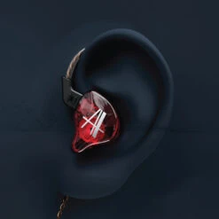 CCA - CA2 Wired IEM -Audio Headphone Store Concept Kart CCA CA2 Wired IEM Crystal 4