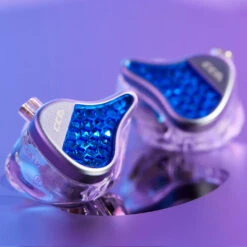 CCA - LYRA Wired IEM -Audio Headphone Store Concept Kart CCA LYRA Wired IEM Sapphire Blue 1 11