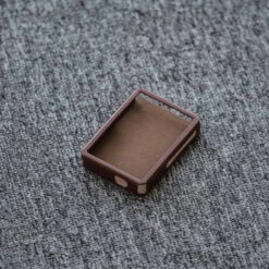 HiBy - R3 Pro Saber Portable Music Player -Audio Headphone Store Concept Kart HiBy R3 Pro Saber Leather Case Brown 14