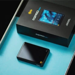 HiBy - R3 Pro Saber Portable Music Player -Audio Headphone Store Concept Kart HiBy R3 Pro Saber Portable Music Player Grey 7