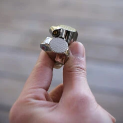 Sony - IER-Z1R IEM -Audio Headphone Store Concept Kart Sony IER Z1R IEM Silver 2 6