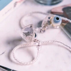 TANGZU - WAN'ER S.G Wired IEM -Audio Headphone Store Concept Kart TANGZU WAN ER SG Wired IEM Mic 4 3