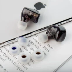 TRI - Clarion Silicone Eartips -Audio Headphone Store Concept Kart TRI Clarion Silicone Eartips White 1 5