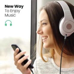 UGREEN - US315 Lighting To 3.5mm Male Aux Cable -Audio Headphone Store Concept Kart UGREEN US315 Lighting to 3 5