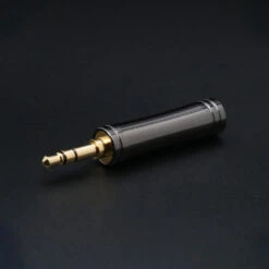 AUDIOCULAR – A11 Audio Adaptor -Audio Headphone Store Concept kart AUDIOCULAR A11 Audio Adaptor 4