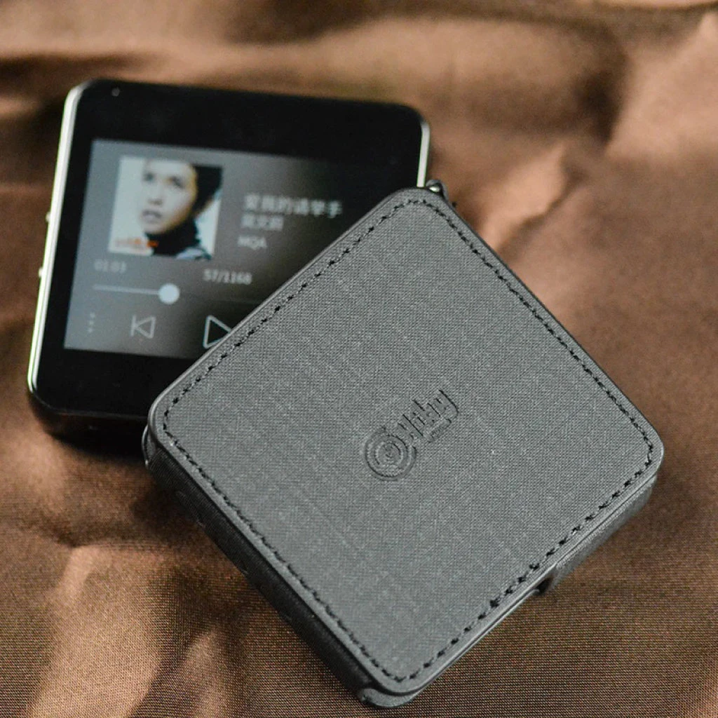 HiBy - CP105 R2 Leather Case 4 HiBy - CP105 R2 Leather Case - Image 4