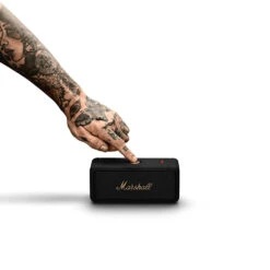 Marshall - Emberton II Portable Wireless Speaker 26 Marshall - Emberton II Portable Wireless Speaker -Audio Headphone Store Concept kart Marshall Emberton II Portable Wireless Speaker 2 3
