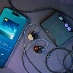 Rose Technics - QT9-MK3 IEM -Audio Headphone Store Concept kart Rose Technics QT9 MK3 1DD 4BA In Ear Monitor 10