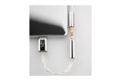 Moondrop Click DAC Dongle -Audio Headphone Store e09b8e0d0542a1544217a6912f95ed33 2048x2048 54d280d1 604b 4209 b4e3 e48f36935e69